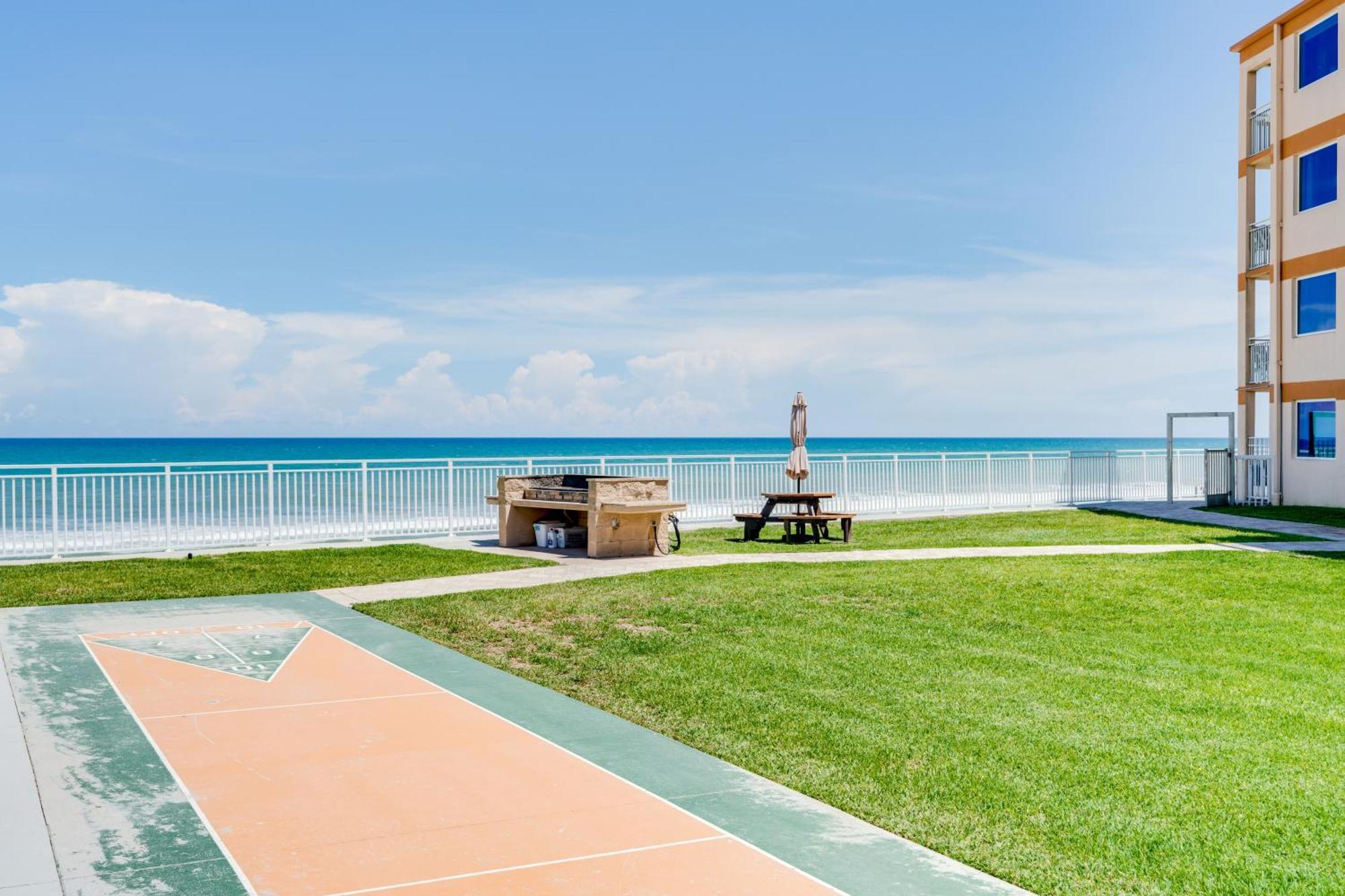 Paradise Beach Club - Oceanfront And Penthouse 卫星海滩 外观 照片