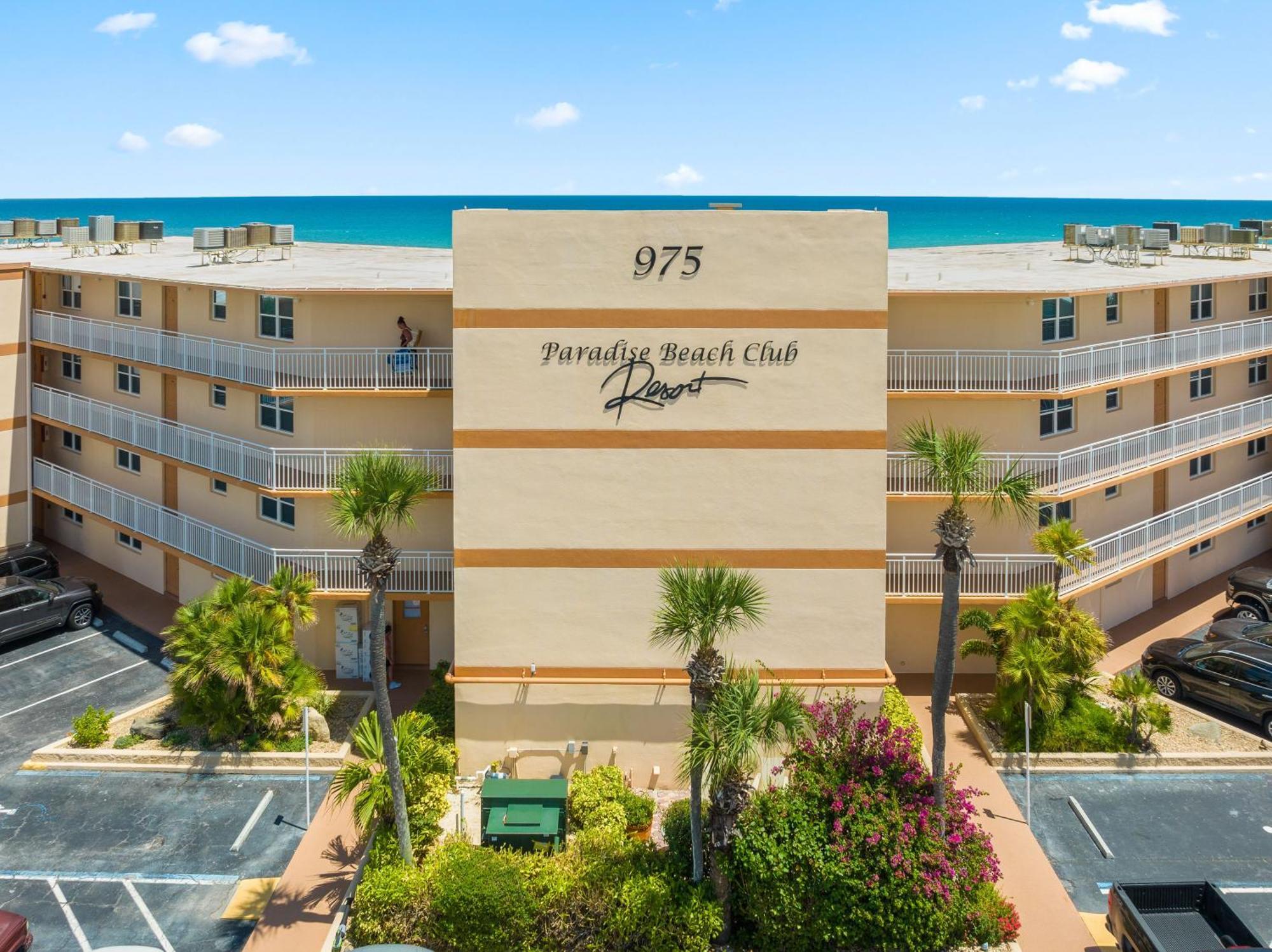 Paradise Beach Club - Oceanfront And Penthouse 卫星海滩 外观 照片